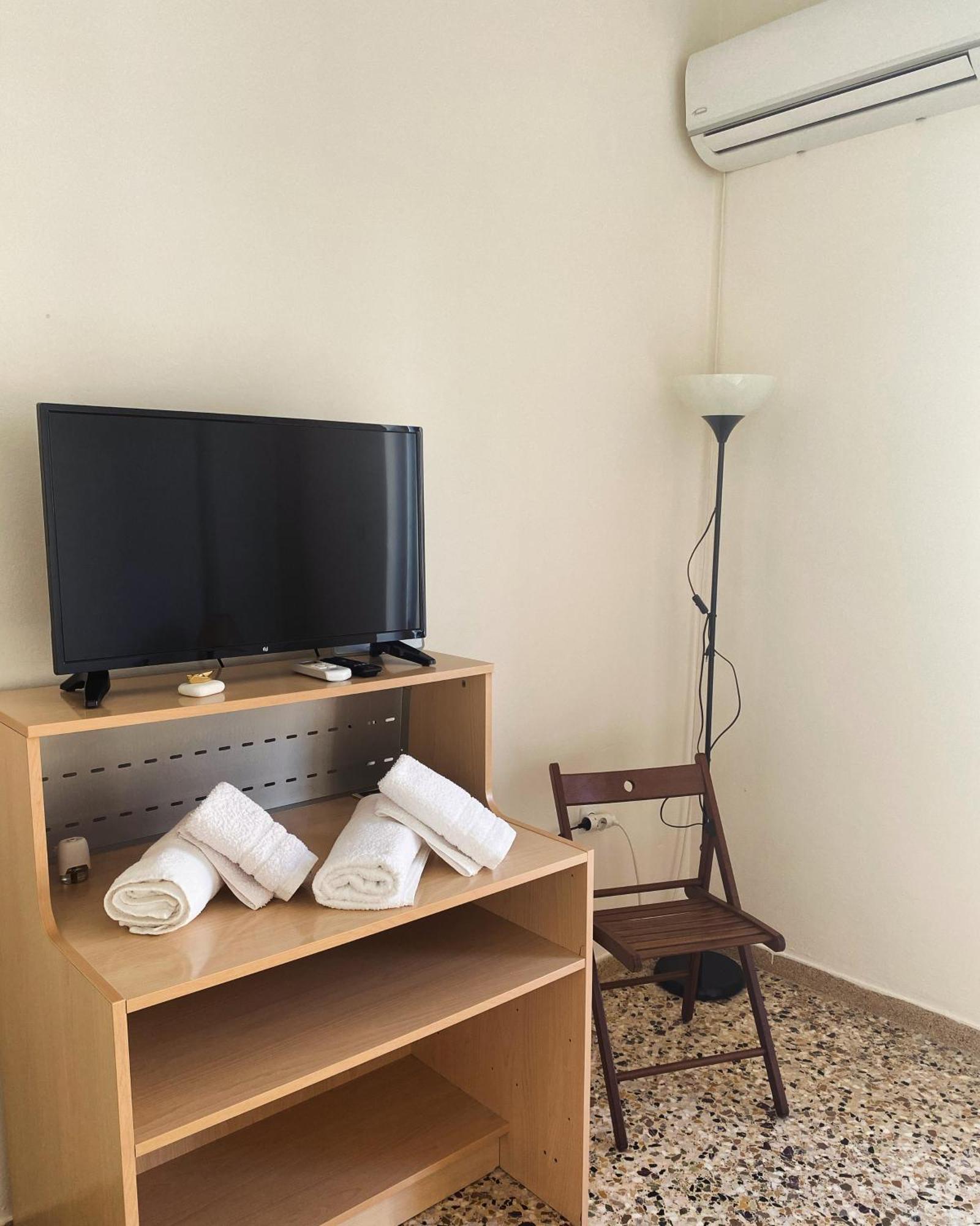 Irene'S Apartment Artemida  Ngoại thất bức ảnh